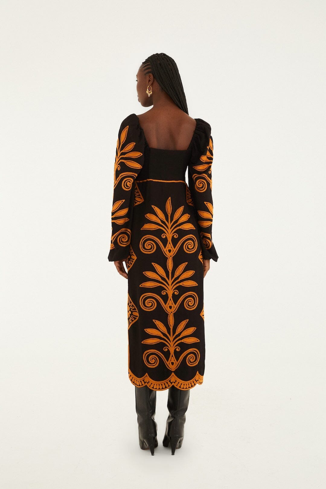 FARM Rio Sale Dresses Black Cornely Ainika Embroidered Heart Midi Dress