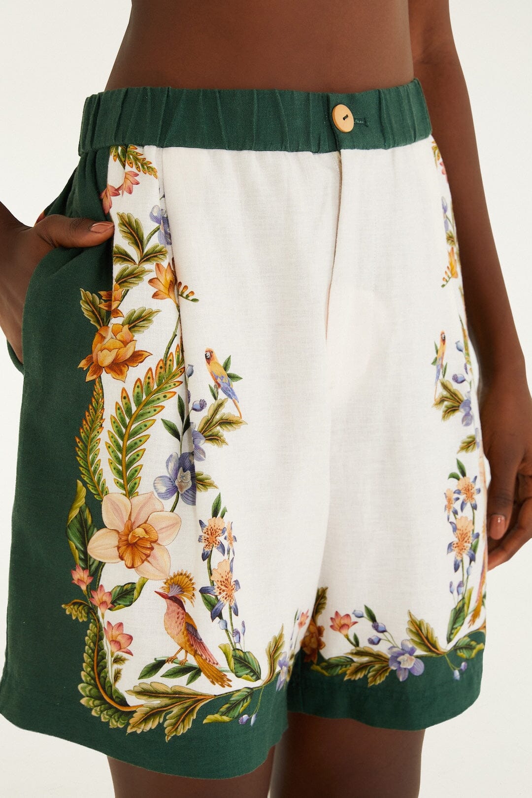FARM Rio Shop Off-White Nature Lenzing Ecovero Euroflax Shorts