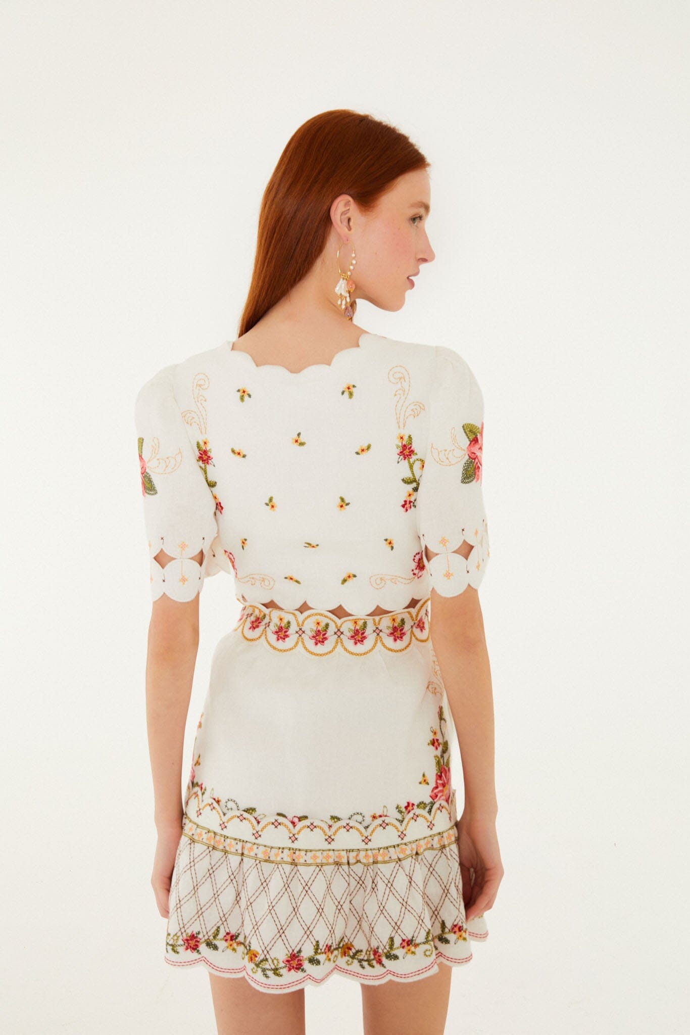 FARM Rio Shop Off-White Flower Embroidery Scalloped Mini Dress