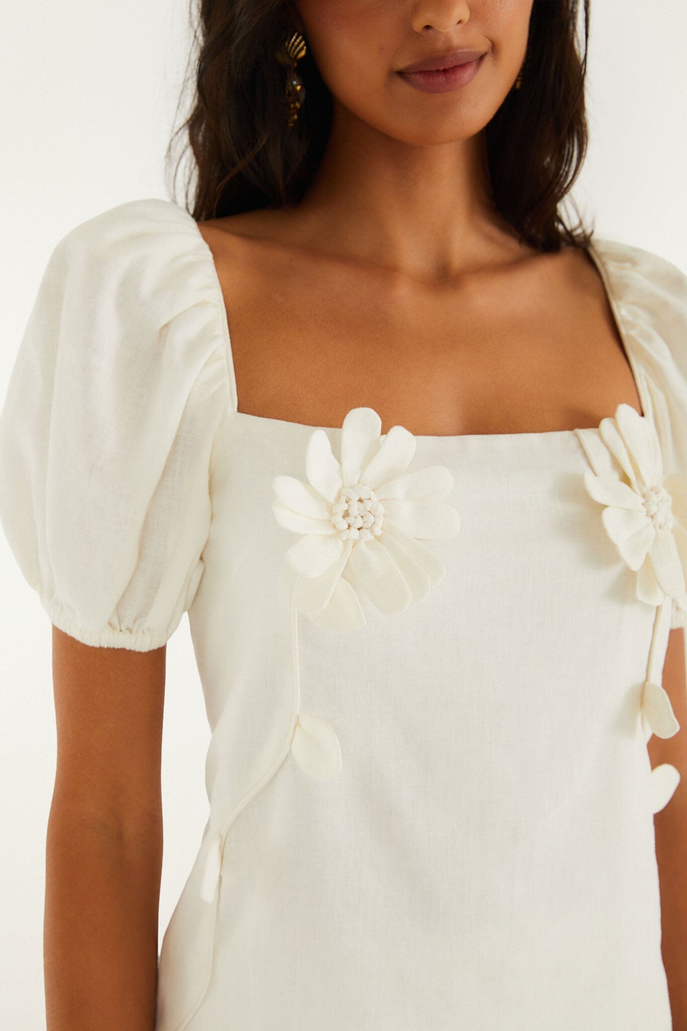 FARM Rio Shop Off-White 3d Flowers Puff Sleeve Blouse