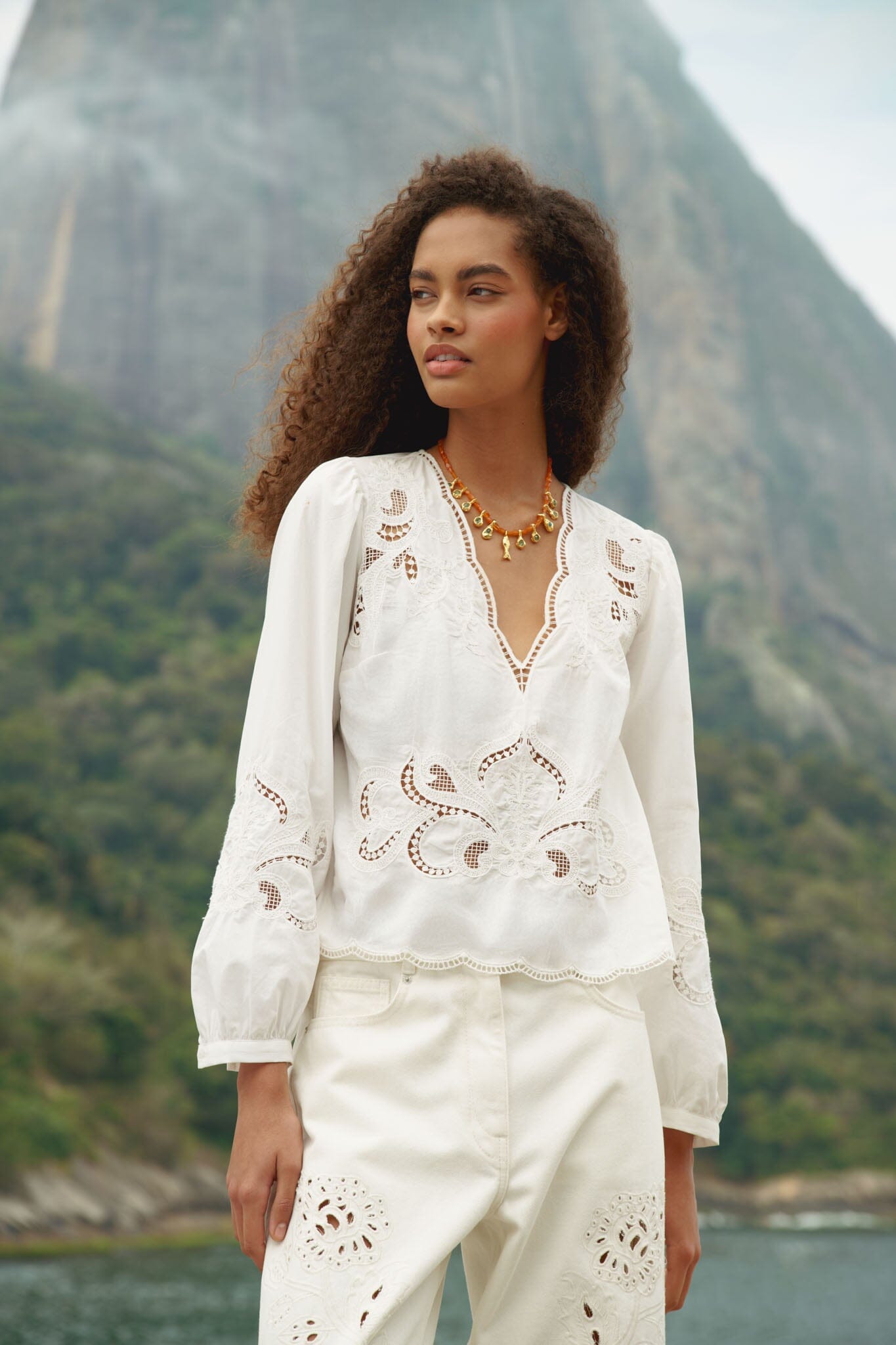 FARM Rio Shop Off-White Richelieu Long Sleeve Blouse