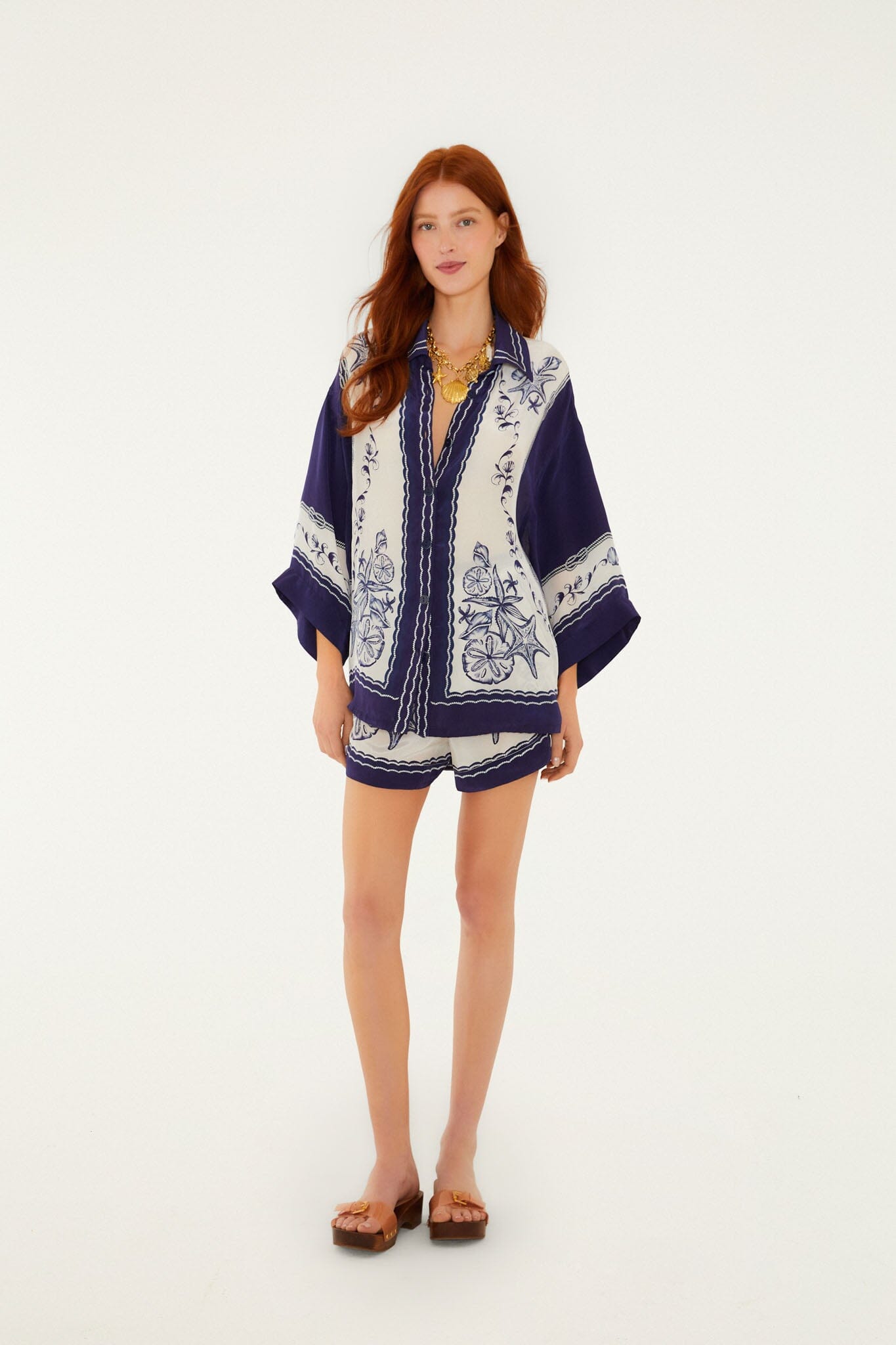 FARM Rio Shop Off-White Coast Scarf Shorts