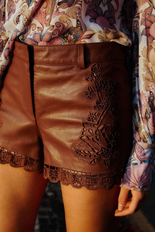 FARM Rio Shop Caramel Richelieu Belt Loops Leather Shorts
