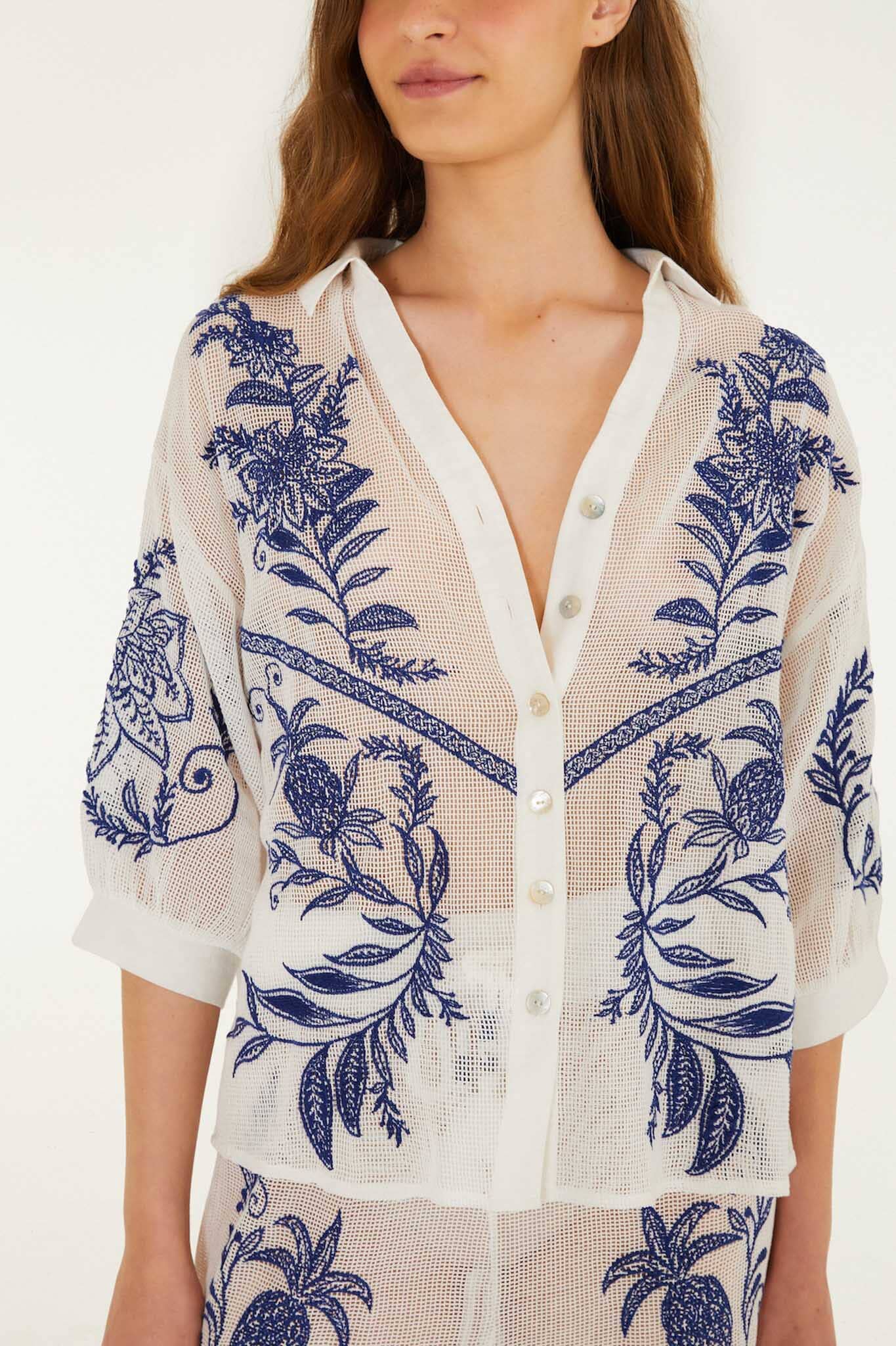 FARM Rio Shop Off-White Nina Embroidery Blouse