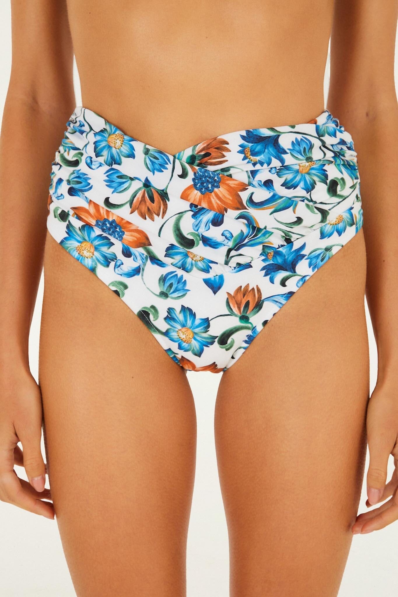 FARM Rio Shop Off-White Flora Tile Hot Pants Bikini Bottom