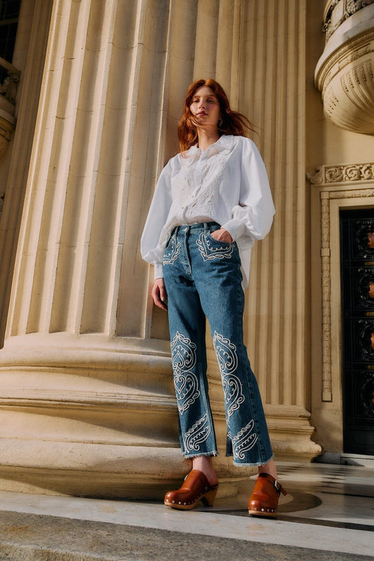 FARM Rio Sale by Type Denim Cornely Embroidered Cropped Pants