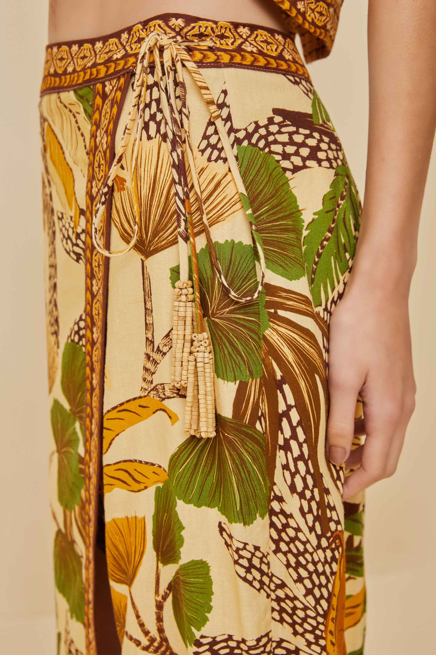 FARM Rio Sale by Type|Shop Sand Foliage Sketch LENZING™ ECOVERO™ Euroflax™ Midi Skirt