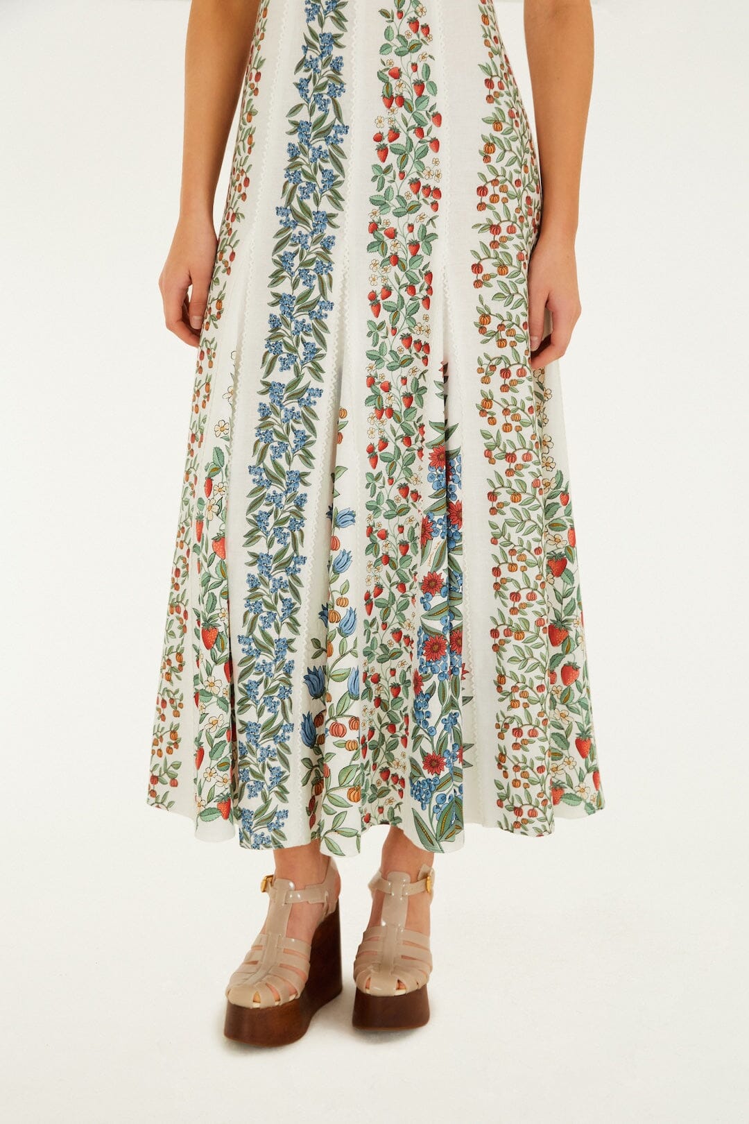 FARM Rio Shop Off-White Fruit Beauty Lenzing Ecovero Euroflax Maxi Dress