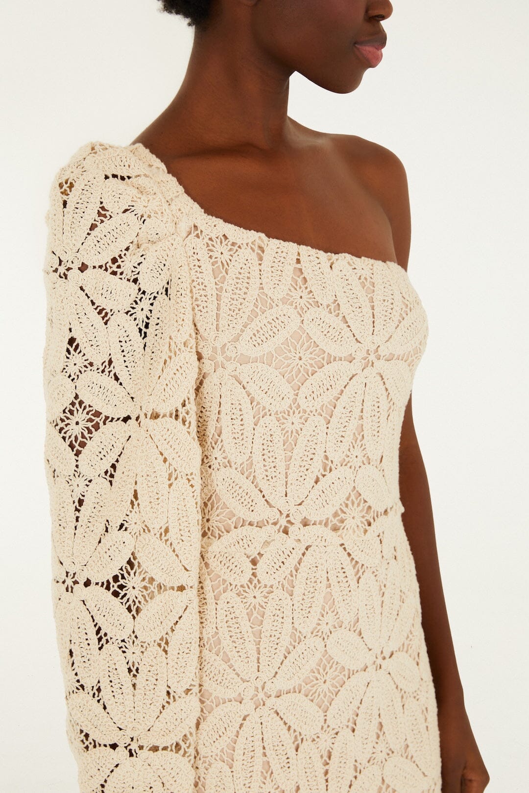 FARM Rio Shop Off-White One-Shoulder Crochet Flower Maxi Dress