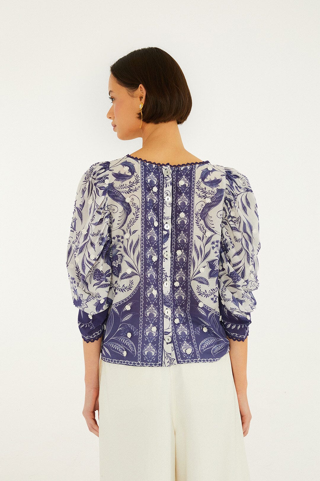 FARM Rio Shop Off-White Nina 3d Flowers Blouse