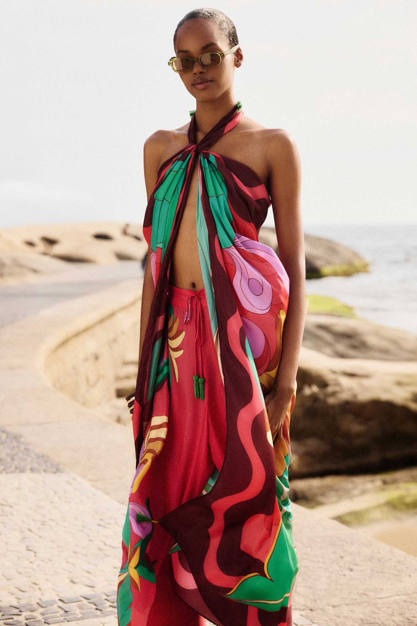 FARM Rio Shop Sarong With Tassel Trim In The Four Corners